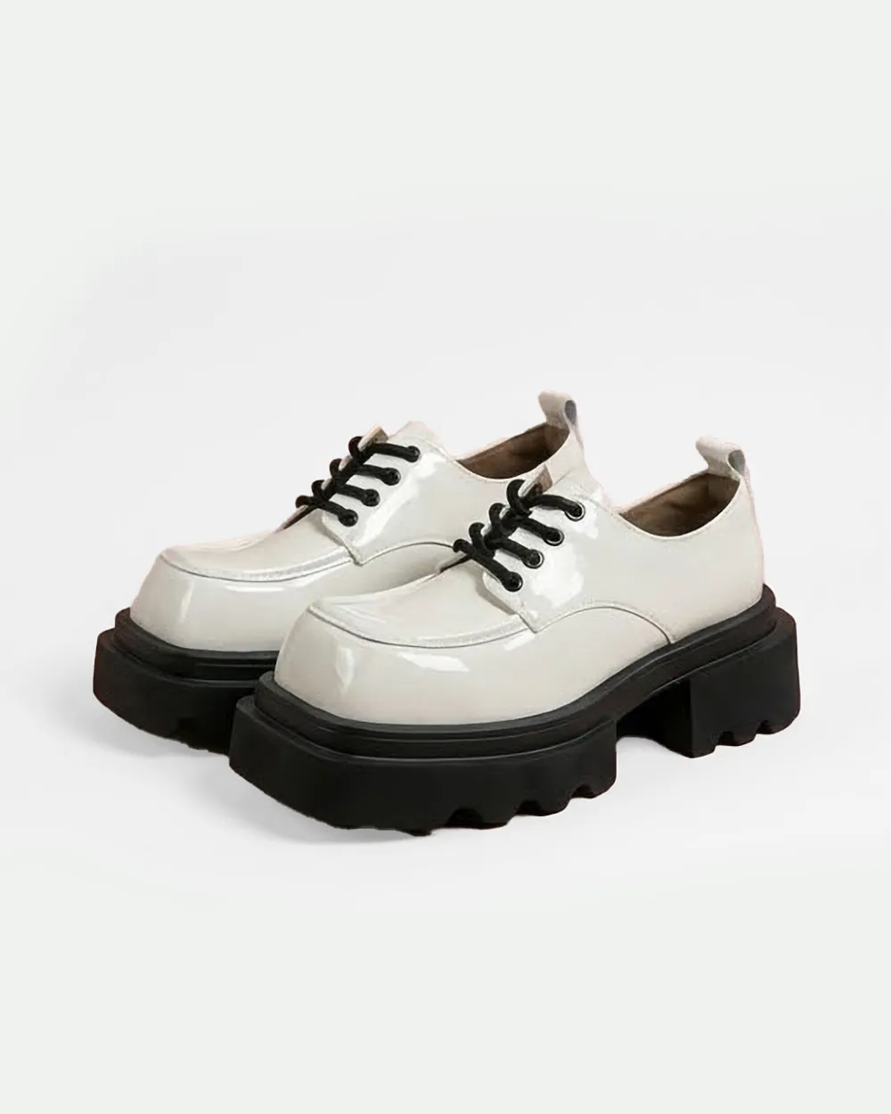 カジュアルシューズの事例